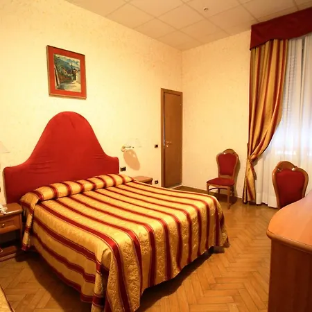 Brignole 3* Genova